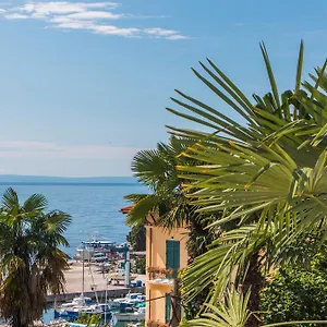 https://apartment-anamaria-opatija.primorje-gorskikotar.com